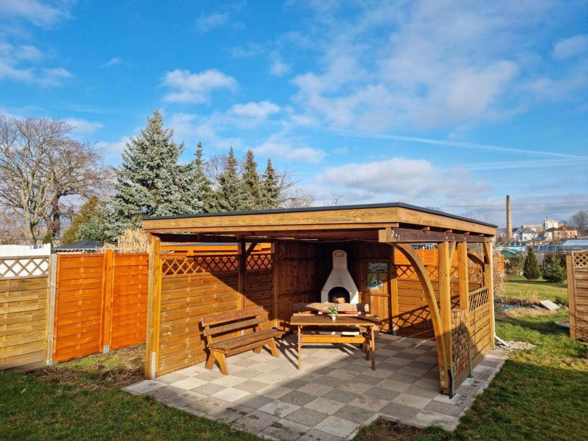 Ferienhaus Liebevoll Renoviertes Haus Mit Großem Garten In *